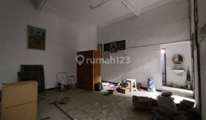 Rumah Strategis Pusat Kota Surabaya Jalan Praban Wetan  6