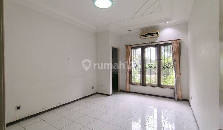 Rumah Strategis Nol Jalan Kembar Darmo Harapan Surabaya Barat 9