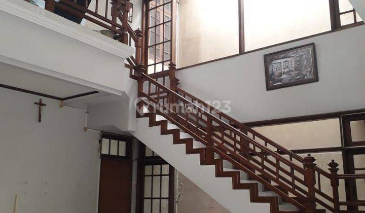 Rumah Jual Dukuh Kupang Surabaya Barat Strategis 2