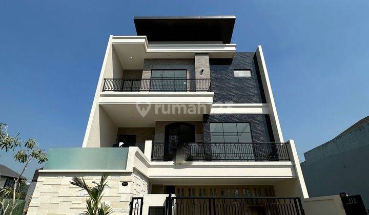 Brand New House North Emerald Mansion Citraland Utama 1