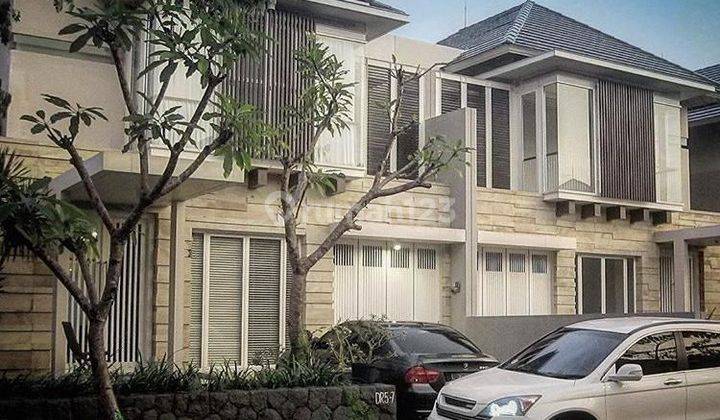 Rumah  Dekat JLLB di Diamond Hill Citraland Surabaya 1