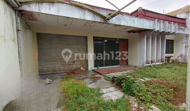 tampak depan rumah jual di satelit indah