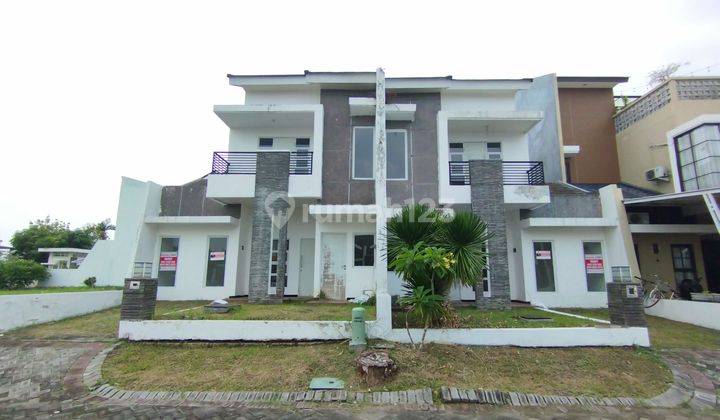 Rumah 2 Lantai  Ladiva Greenhill Menganti Gresik 1