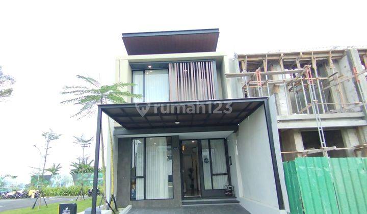 Rumah Baru Gress di Greenlake Citraland Wiyung Surabaya Barat 2