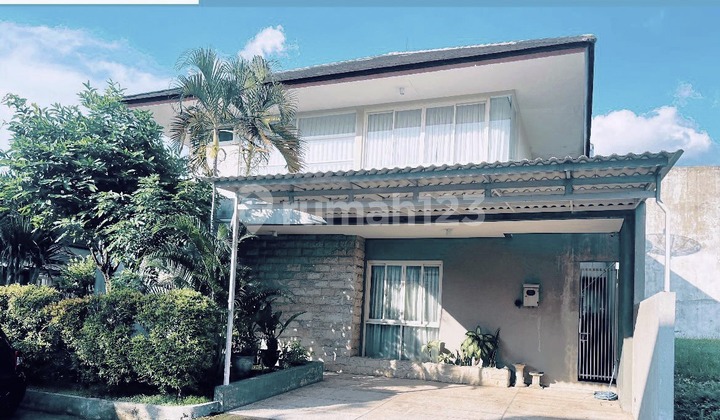 Rumah 2 Lantai International Village Citraland Surabaya