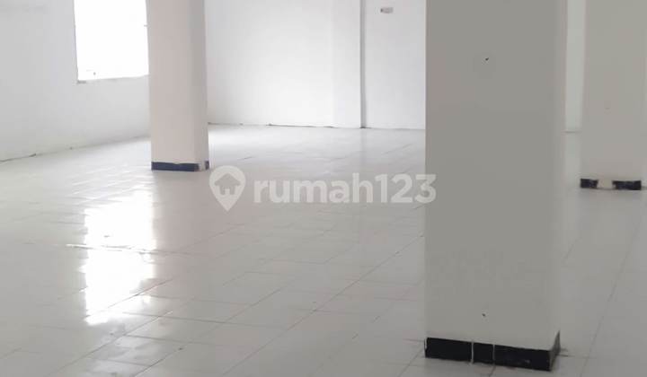 Strategic Shop House Near Galaxy Mall in Klampis 21 Complex 2