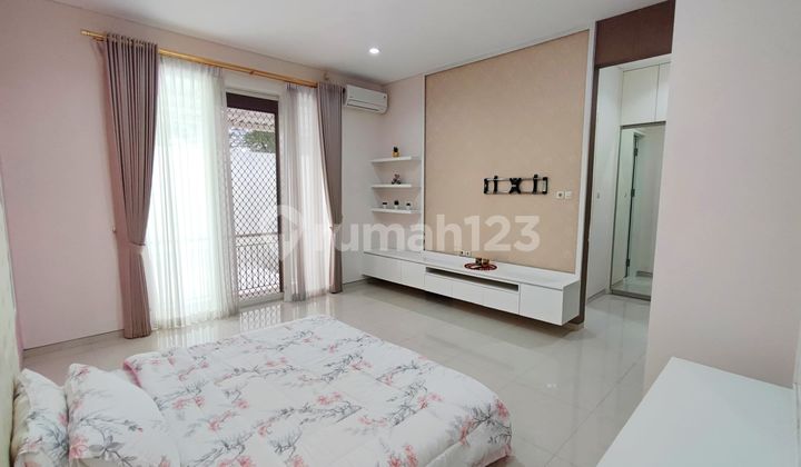 2-Story House for Sale in Woodland Citraland Surabaya 2