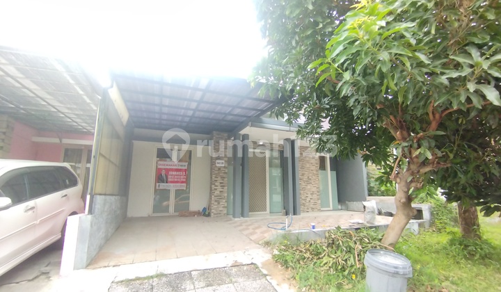 Affordable Rental House Golf Avenue Citraland West Surabaya Affordable Rental House Golf Avenue Citraland West Surabaya
