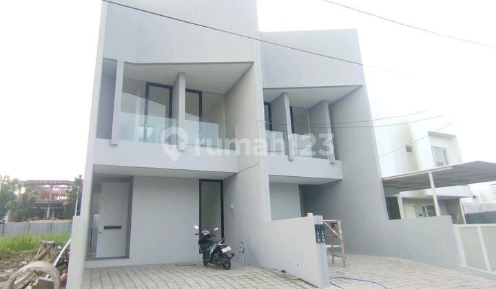 Rumah Baru Gress Graha Green Garden Wiyung Dian Istana