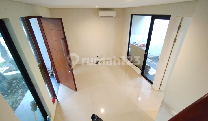 Rumah 2 Lantai Di North West Hill Citraland Utara Bonus Penyewa 2
