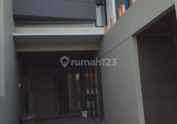 Rumah Jual Manyar Tirtoasri Surabaya Timur 2 Lantai Baru 2