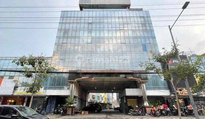 Gedung Kantor 7 Lantai Raya Dharmadusada 1