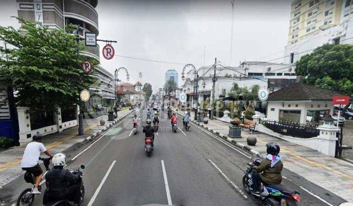 Konek Dengan Dunia Sewa Ruang Usaha Mainroad Asia Afrika Bandung 2