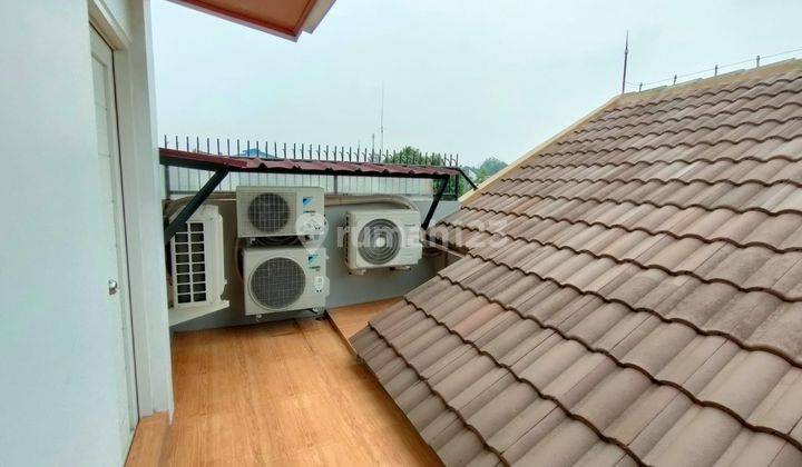 Rumah Dijual 3 Lantai Mewah Di Perumahan Vida Bekasi Mustikajaya 2