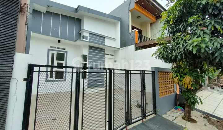 Hunian Dijual 2 Lantai di Perumahan Graha Harapan Bumyagara