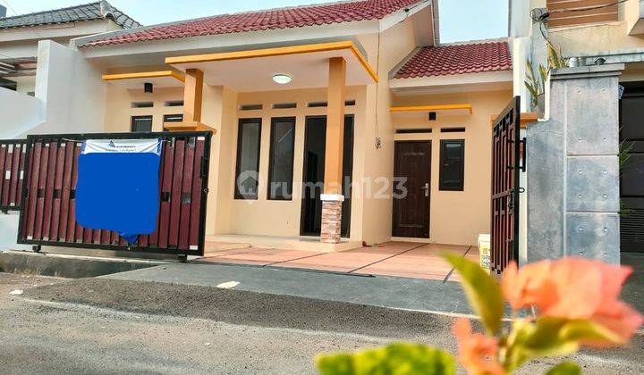 Rumah Minimalis Di Perumahan Dukuh Zamrud Mustikajaya 1