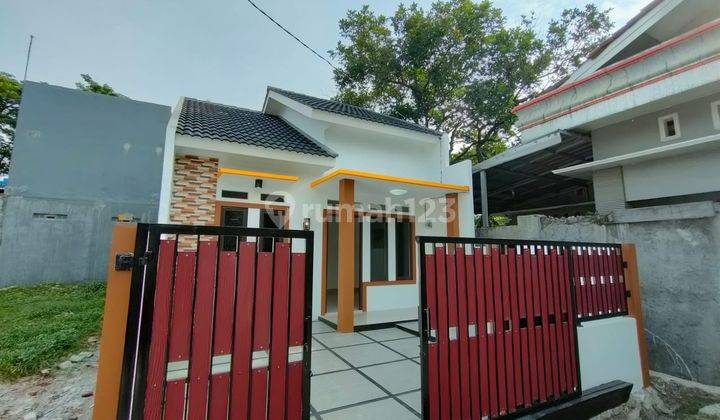 Rumah Minimalis Lt 78 Di Perumahan Senopati Estate Bekasi  1