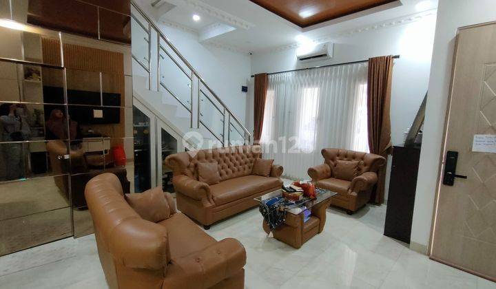 Rumah Dijual Minimalis 3 Lantai Mewah Di Perumahan Vida Bekasi  2