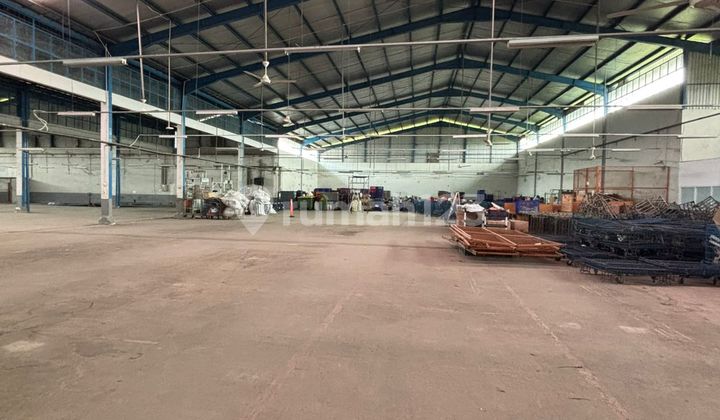 :Fire: Large Warehouse for Rent Ready to Use & Super Functional! :Fire: Moh Toha - Bandung
Need a Spacious Warehouse for Business Operations? This is the Right Choice! ✅ Building Area 3,000 m² ✅ High Building - Better Air Circulation & Fits High Shelving ✅ No Partitions - :Fire: Large Warehouse for Rent Ready to Use & Super Functional! :Fire: Moh Toha - Bandung
Need a Spacious Warehouse for Business Operations? This is the Right Choice! ✅ Building Area 3,000 m² ✅ High Building - Better Air Circulation & Fits High Shelving ✅ No Partitions -