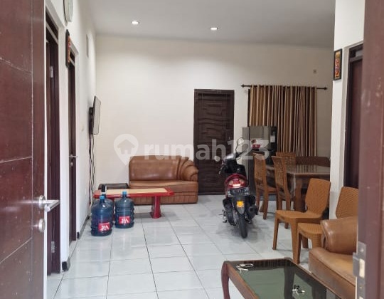 Tki 3 Blok E , Lt 210 Uk.15×14 Hookkt. 3 Bhkm 1 Bhlistrik 2200 Watt Air Sibleshm