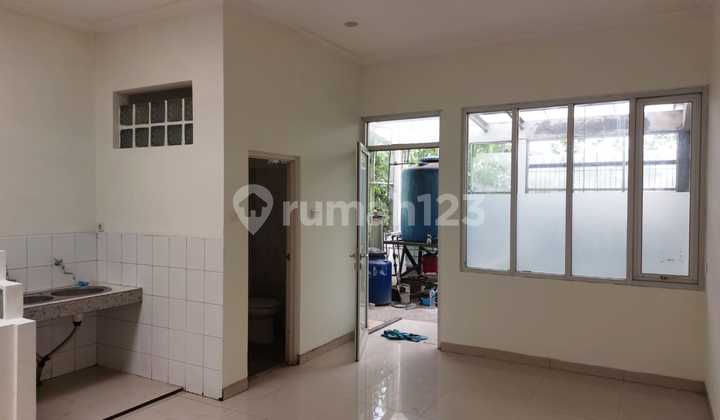 Disewakan/for Rentruko 2 Lantai Tki 1lt : 150m2.lb : 275m2.lebar : 5m.shm.listrik : 4400watt.air : Sumber Sibel.lt : 2.kmar : 1kantor : 1.tempat Wudhu.dapur :1.harga Rp 150 Jt /thuninfo : 08221857xxxxteguh Budiman/xmac Disewakan/for Rentruko 2 Lantai Tki 1lt : 150m2.lb : 275m2.lebar : 5m.shm.listrik : 4400watt.air : Sumber Sibel.lt : 2.kmar : 1kantor : 1.tempat Wudhu.dapur :1.harga Rp 150 Jt /thuninfo : 08221857xxxxteguh Budiman/xmac