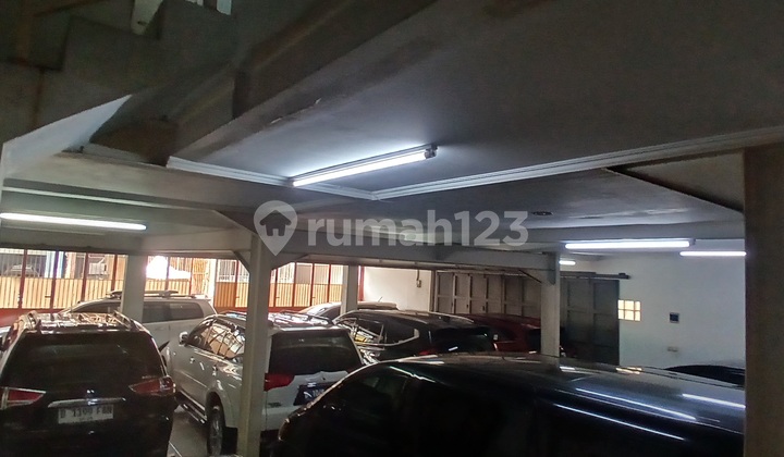 For Sale: Main Road Caringin
Highly suitable for a minimarket, showroom. Land area 11 meters, building area 176 m², land area 200 m². Includes 1 office, 1 kitchen, 1 living room, 2 bathrooms. West facing. Price negotiable up to 3.5 billion until sold.
Info: 0822.1857.7273
Teguh Budiman / Xmac For Sale: Main Road Caringin
Highly suitable for a minimarket, showroom. Land area 11 meters, building area 176 m², land area 200 m². Includes 1 office, 1 kitchen, 1 living room, 2 bathrooms. West facing. Price negotiable up to 3.5 billion until sold.
Info: 0822.1857.7273
Teguh Budiman / Xmac