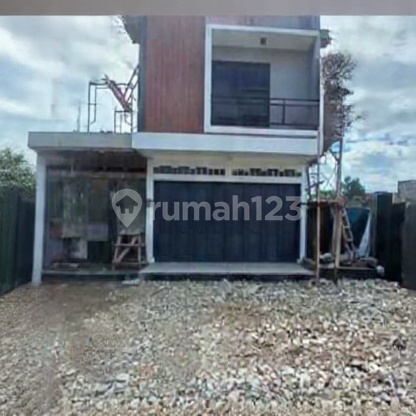 ✳️ For Rent New 2-Story Shop House on Main Road Gandasari Land Area: 50 m2, Building Area: 105 m2 Bathroom: 2 Kitchen Electricity: 2200 Watts Water: Jet Pump Facing: South Ownership: Freehold (SHM) Price: 55 Million per Year Negotiable Info: 08221857xxxx Teguh Budiman/Xmac ✳️ For Rent New 2-Story Shop House on Main Road Gandasari Land Area: 50 m2, Building Area: 105 m2 Bathroom: 2 Kitchen Electricity: 2200 Watts Water: Jet Pump Facing: South Ownership: Freehold (SHM) Price: 55 Million per Year Negotiable Info: 08221857xxxx Teguh Budiman/Xmac