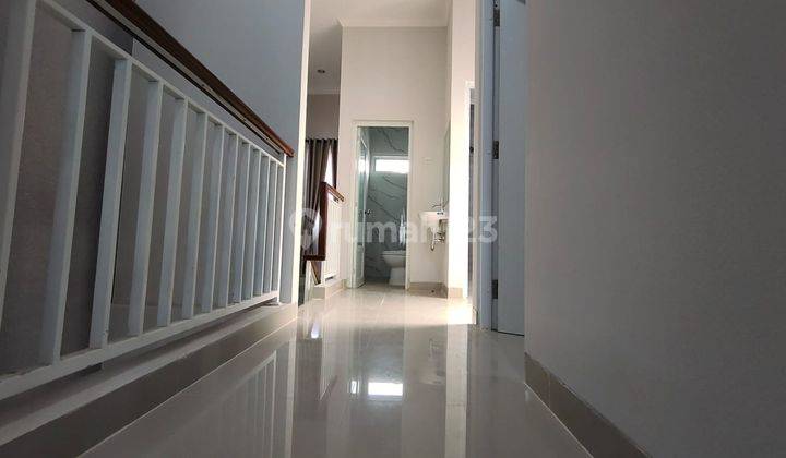 Rumah 2 Lantai Bagus Unfurnished SHM di Pisangan Baru,jakarta Timur,dki Jakarta., Jakarta Timur 11