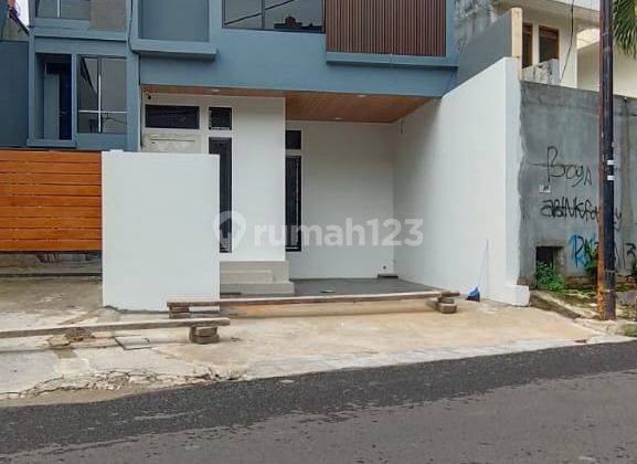 Rumah 3lt Fasilitas Kolam Renang di Rawasari Dekat Gps,salemba,tol