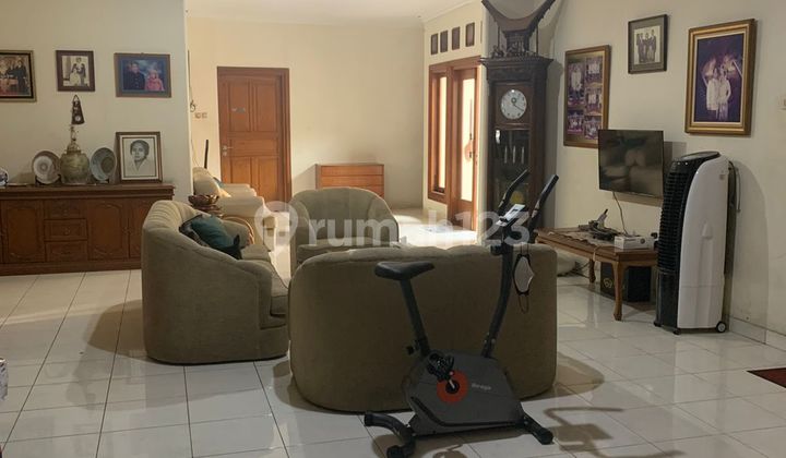 Rumah Siap Huni Luas 400 m2 LB 350 m2 dengan Hunian Nyaman dan Asri di Pondok Aren