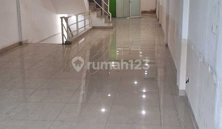 Ruko Siap Pakai dan Lokasi Strategis Pinggir Jalan Raya Pondok Pinang, Jakarta Selatan Ruko Siap Pakai dan Lokasi Strategis Pinggir Jalan Raya Pondok Pinang, Jakarta Selatan