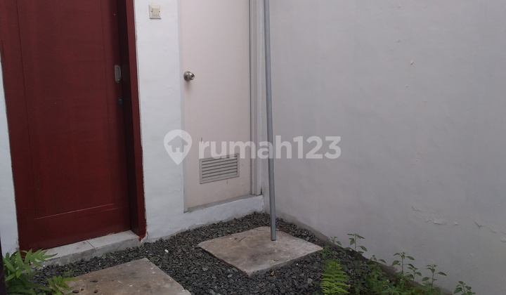 Disewa rumah 2 lantai Terrace Cluster Imperial Sepatan Tangerang 2