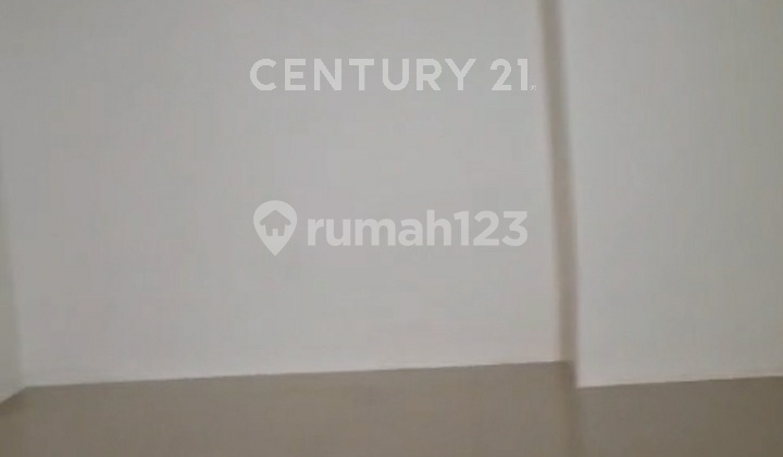 For Sale Roadside House in Harkit Area, Tangerang Housing 2