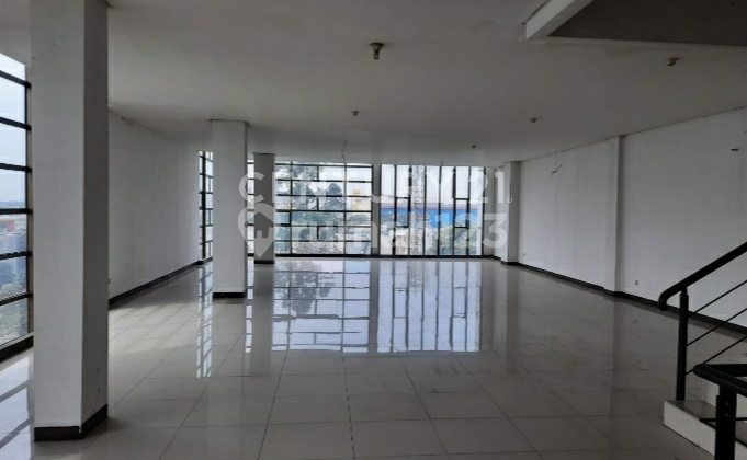 For Rent 5-Storey Shop House in Tang City Area, Tangerang 2