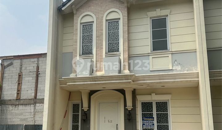 Rumah 2 Lantai Siap Huni di Azzura Vanya Park, Bsd, Tangsel Rumah 2 Lantai Siap Huni di Azzura Vanya Park, Bsd, Tangsel