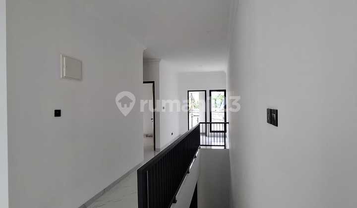 2-Storey House in Mampang Prapatan 2, South Jakarta 2