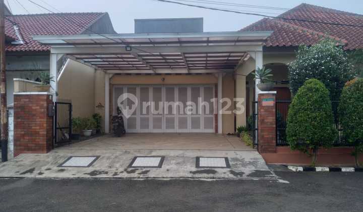 Luxury House in the Perumahan 1 Lebak Bulus, South Jakarta 2