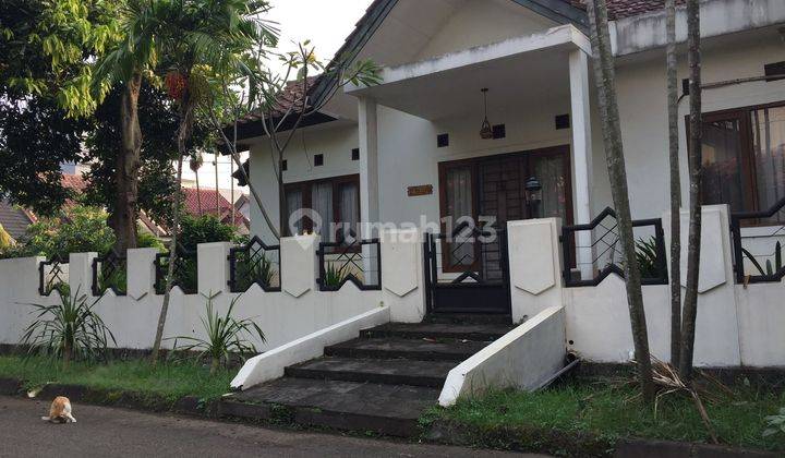 Rumah Hook Siap Huni Rapih Terawat di Villa Melati Mas Serpong 1