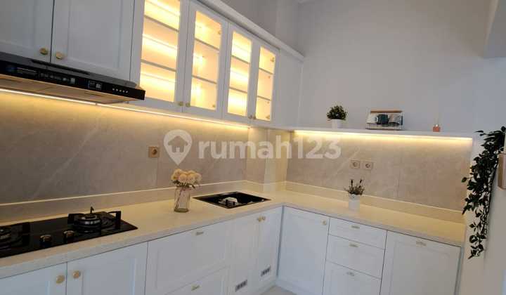 Rumah Klasik dengan Sentuhan Modern Cluster Nusaloka - BSD City 2
