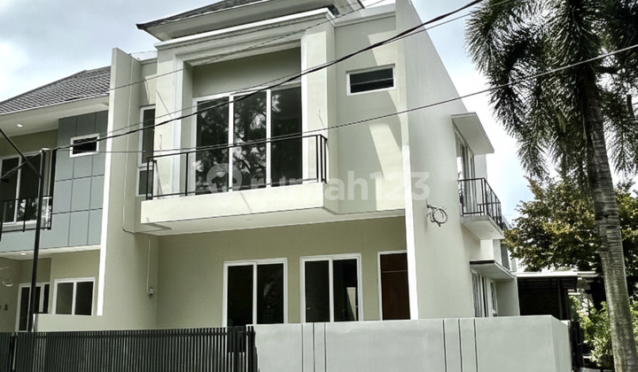 Rumah Brand New Melati Mas