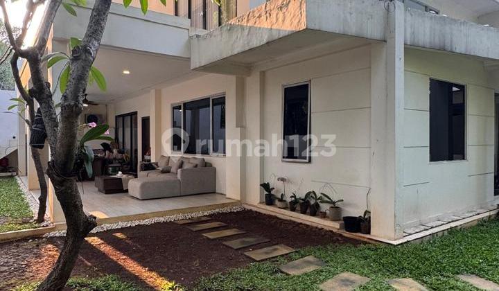 Di Jual Ruamh 2 Lantai Bagus Siap Huni Kebayoran Baru 2