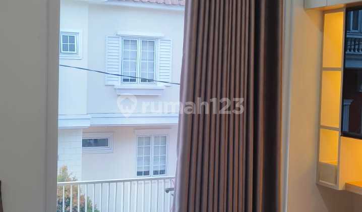 Disewakan Rumah  Cantik Siap Huni di Gading Serpong 2