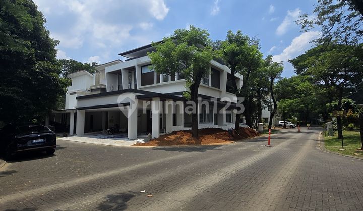 Rumah Hook Naturale - Foresta Bsd, Tangerang Selatan