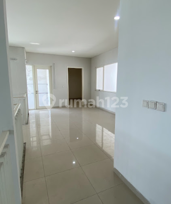 Nice House SHM Sutera Victoria Alam Sutera 2