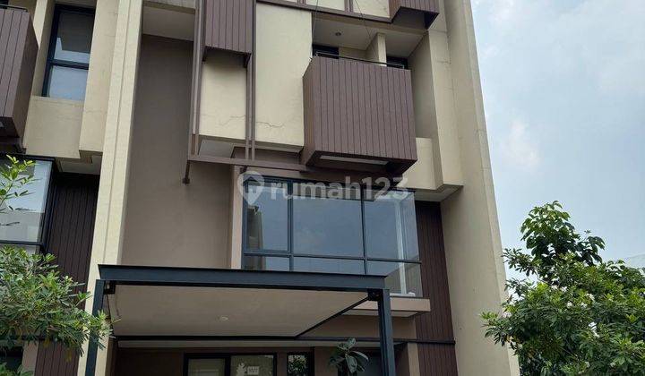 Rumah Hoek Cantik Full Furnished Cluster Impresahaus R Tabebuya  1