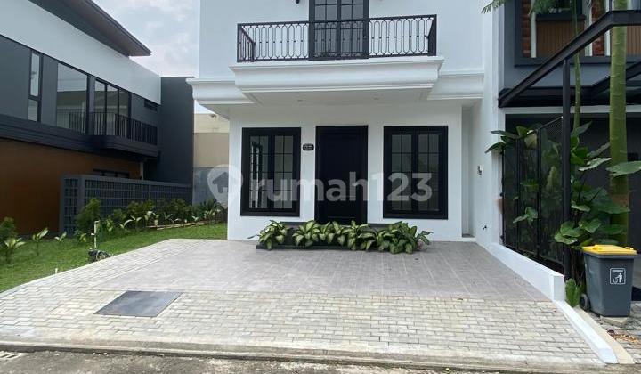 Rumah  Bagus AMerican Classic 3 lantai Icon Cosmo BSD