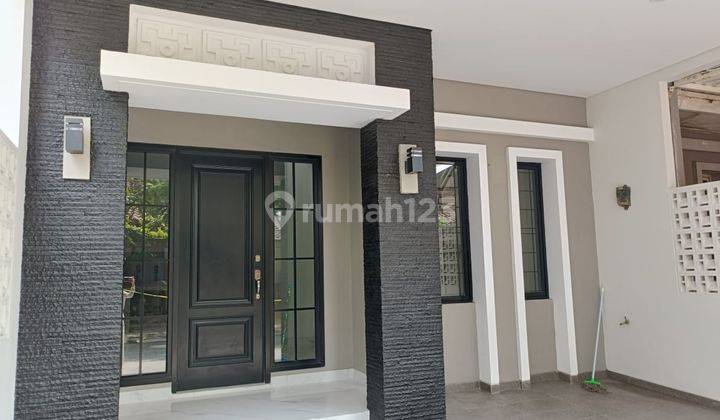 Siap Huni Rumah Modern Brand New Alam Sutera Full Renovasi 1