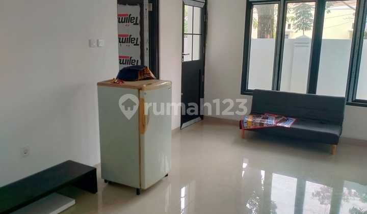 Beautiful House Ready to Occupied in Sector 6 Gading Serpong 2