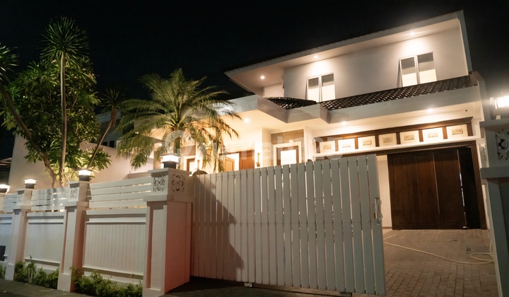 Di Jual / Disewakan The luxury Home- Full Renovasi  2