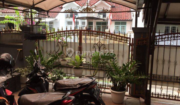 Dijual Rumah Minimalis 2 Lantai Murah di Banjar Wijaya 2